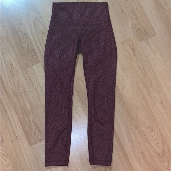 Lululemon Leggings Size 4 - Picture 4 of 4